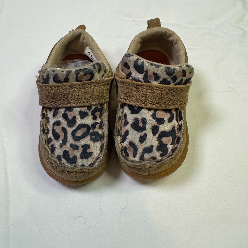 Twisted X Baby Girl Cheetah Leopard Driving Moc Shoes Size 4M